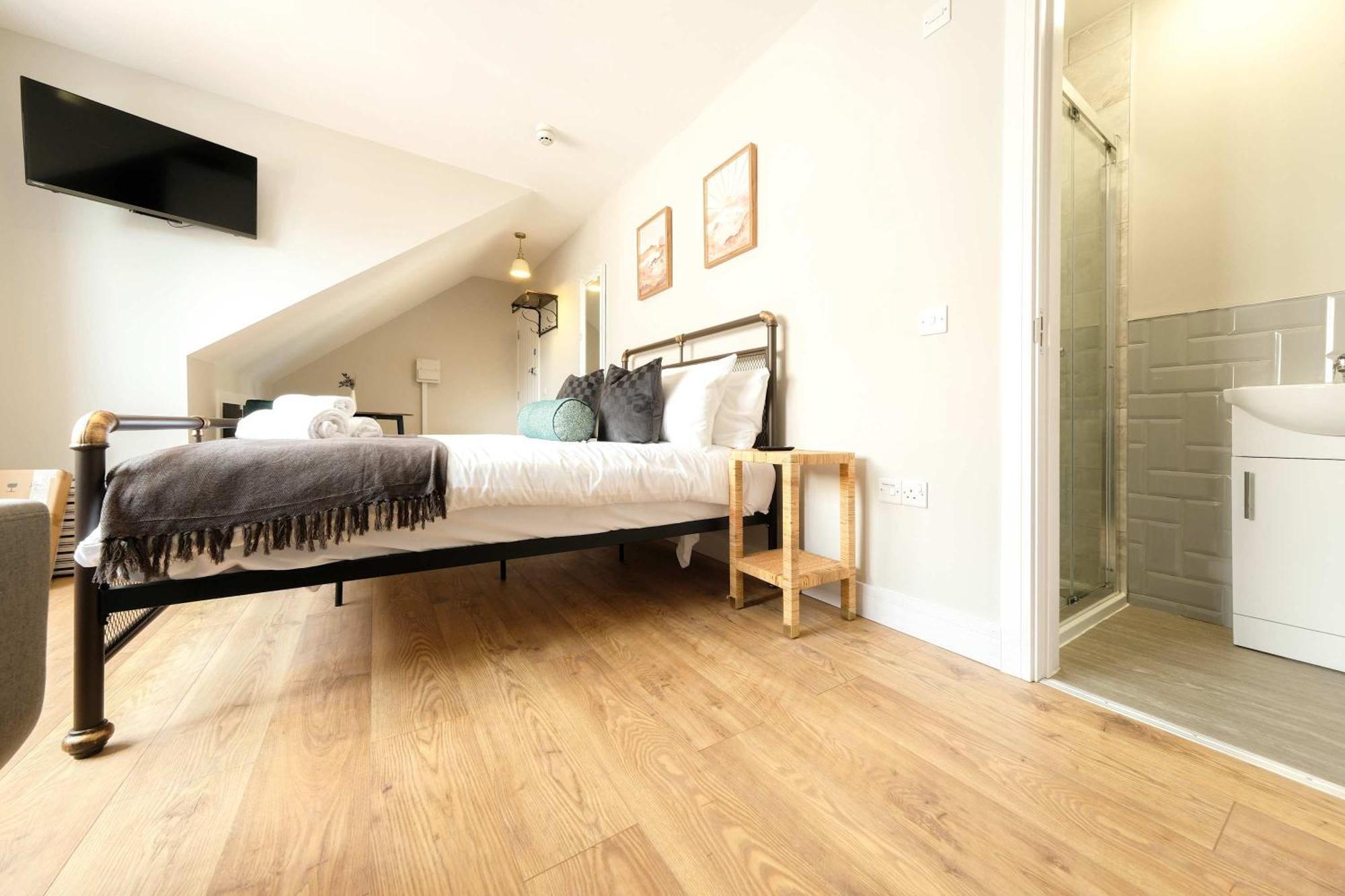 The Willow - 14 Apartment Bristol